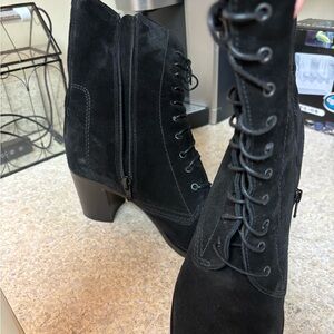 La CANADIENNE Black Suede Lace-Up Boots